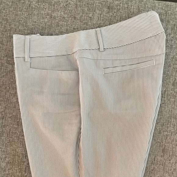 Express Design Studio striped shorts - Picture 6 of 8